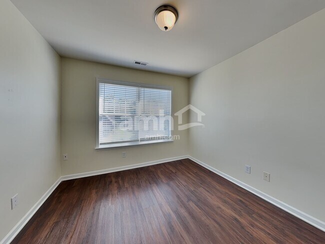 Building Photo - 4131 Crestview Place Dr