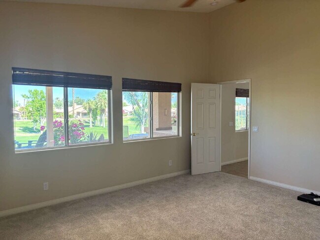 Building Photo - 45218 Coeur Dalene Dr
