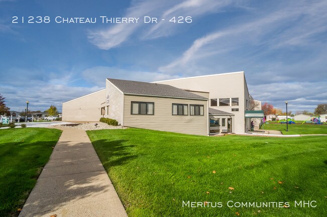 Building Photo - 21238 Chateau Thierry Dr N