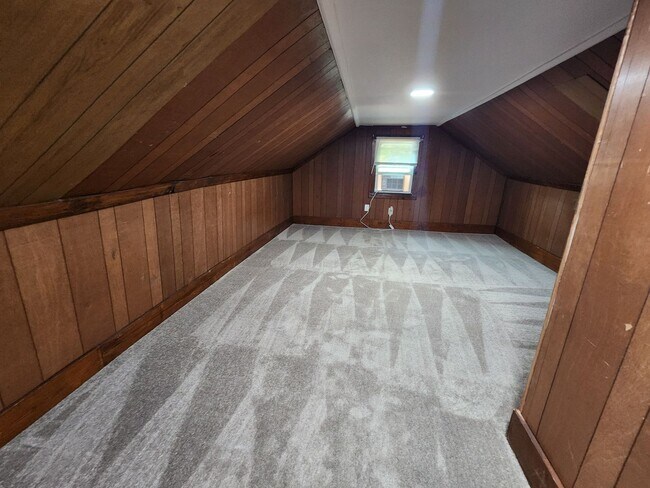 Building Photo - 4 Bedroom, 3 Bath Ranch in the heart of Monroe