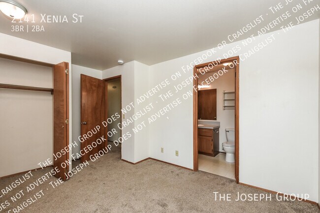 Building Photo - 2141 Xenia St