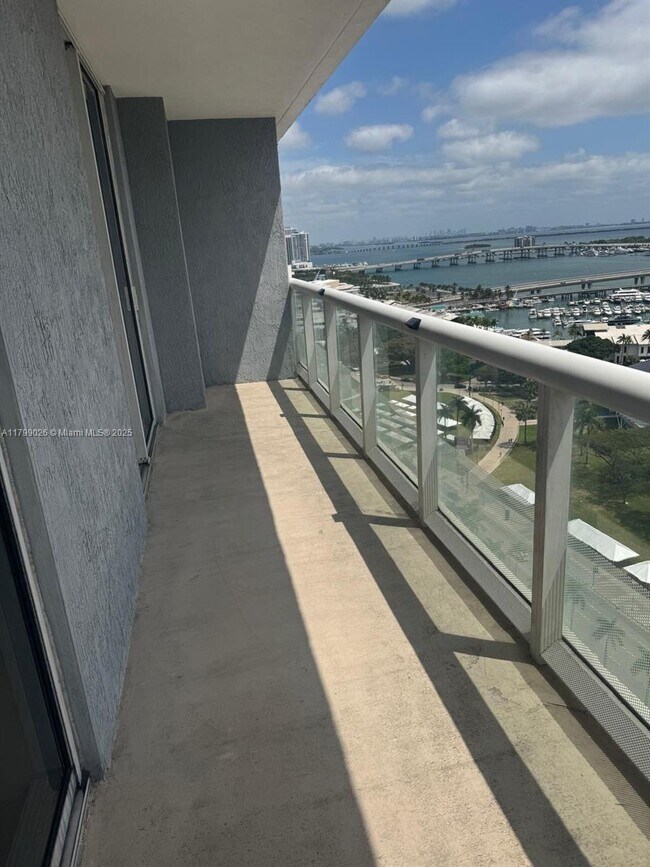 Building Photo - 50 Biscayne Blvd