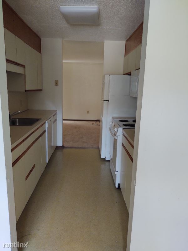 Building Photo - 2 br, 1.5 bath Townhome - 3434 Key Court