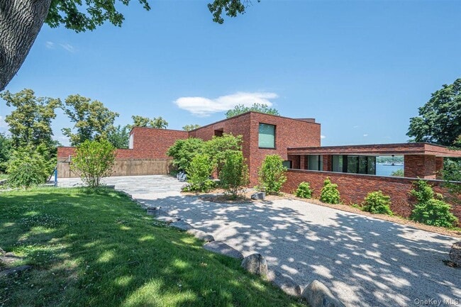 Building Photo - 30 Pheasant Run