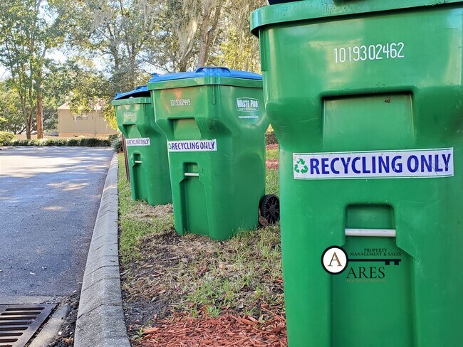 Building Photo - FOR RENT 2 BED 2 BATH CONDOMINIUM. AVAILABLE 1/10/2026.