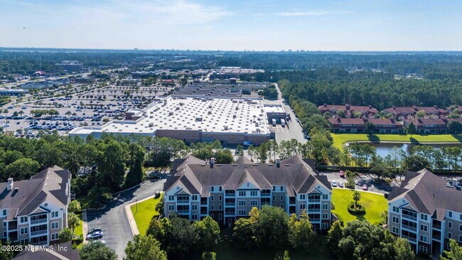 Building Photo - 13364 Beach Blvd