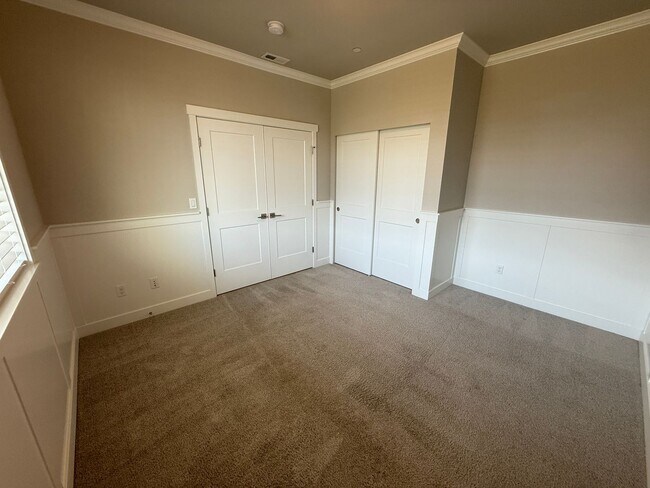 Building Photo - 1416 Baker Hts Lp