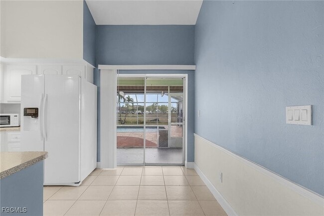 Building Photo - 930 SW 37th Ln