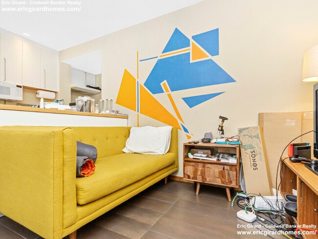 Building Photo - 170 Rawson Rd