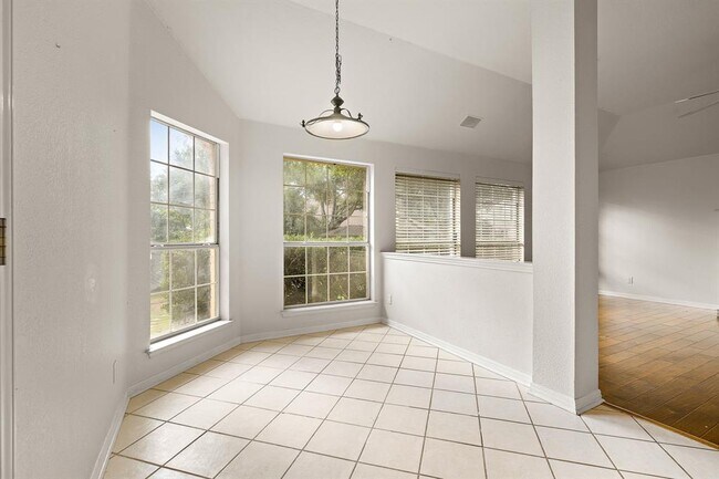 Building Photo - 2505 Merion Cove
