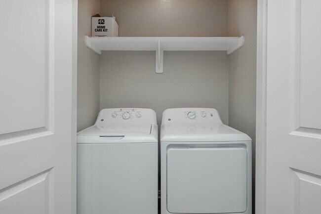 Building Photo - Live, love, and grow in this charming townhome!