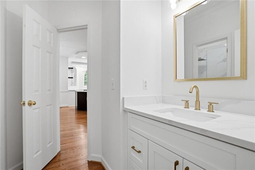 Building Photo - 4465 Park Brooke Trace