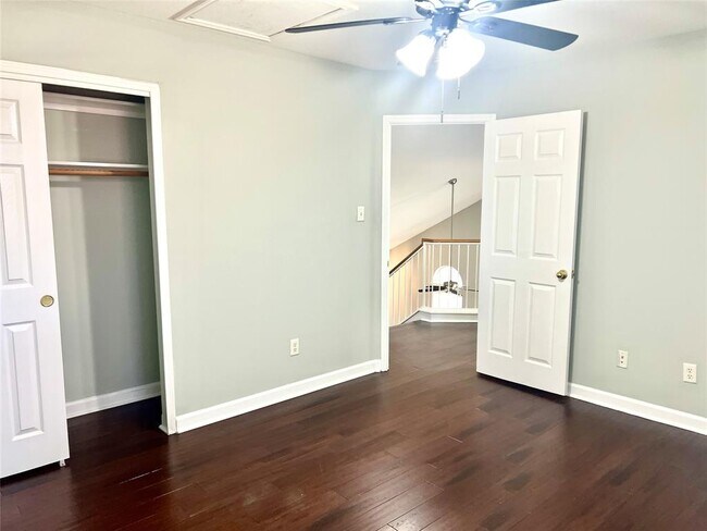 Building Photo - 10516 Dunham Forest Rd