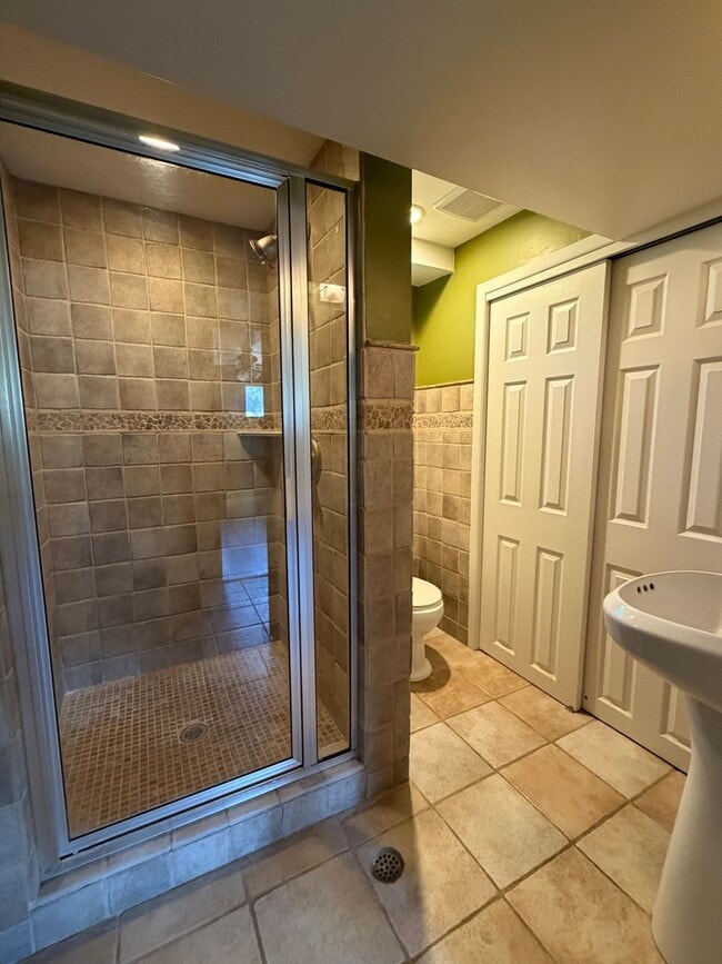 Building Photo - 95 Chapparal Cir