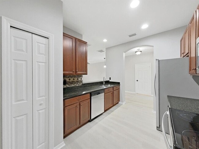 Building Photo - 20119 Weeping Laurel Pl