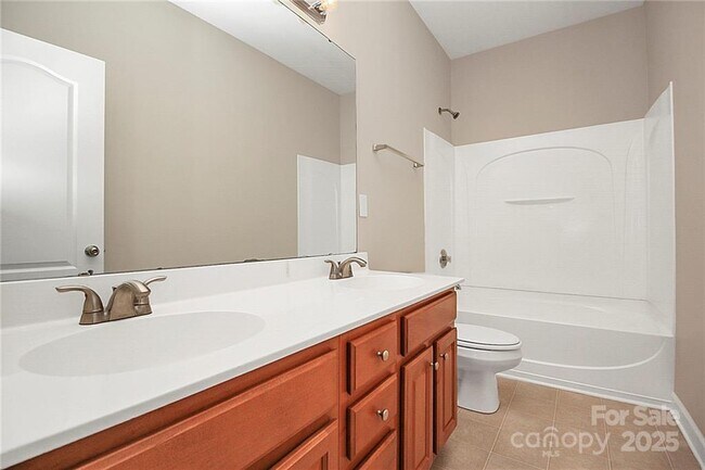 Building Photo - 311 Palmerston Ln