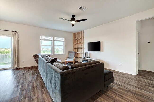 Building Photo - 14209 Jeannette Rankin Rd