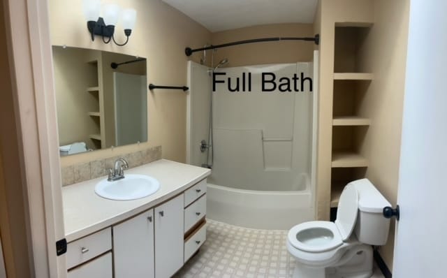 Full Bath (Upstairs) - 3606 White Oak Ct NE