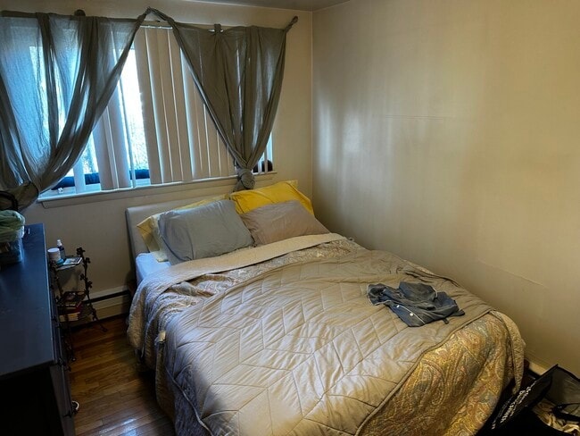 Building Photo - 199 Winthrop Rd