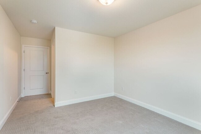 Building Photo - 2307 Lovie Ln