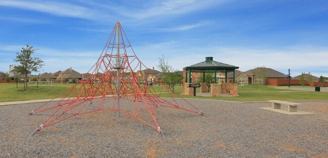 Building Photo - 4082 Serene Dr