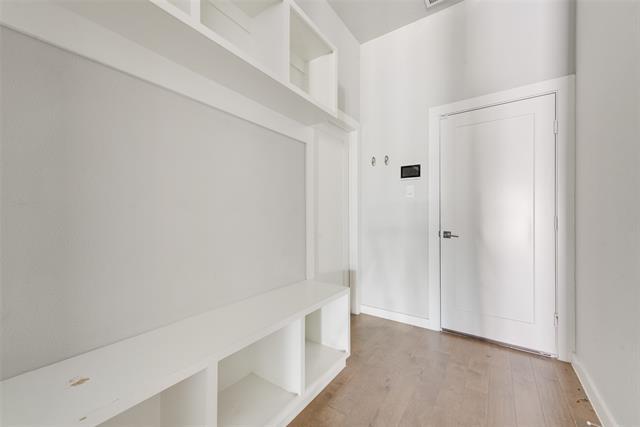 Building Photo - 253 Coyote Creek Dr