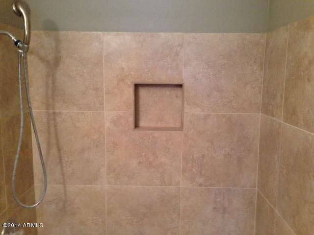 Building Photo - Three bedroom, two bath home!