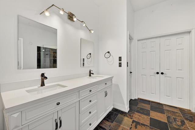 Building Photo - 2400 Sweet Grass Trail