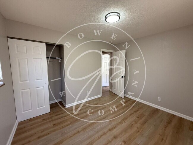 Building Photo - Beautiful  4-Bedroom Home in Maumee with S...