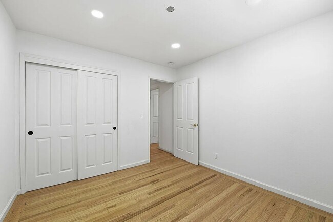 Building Photo - 4859 Borina Dr