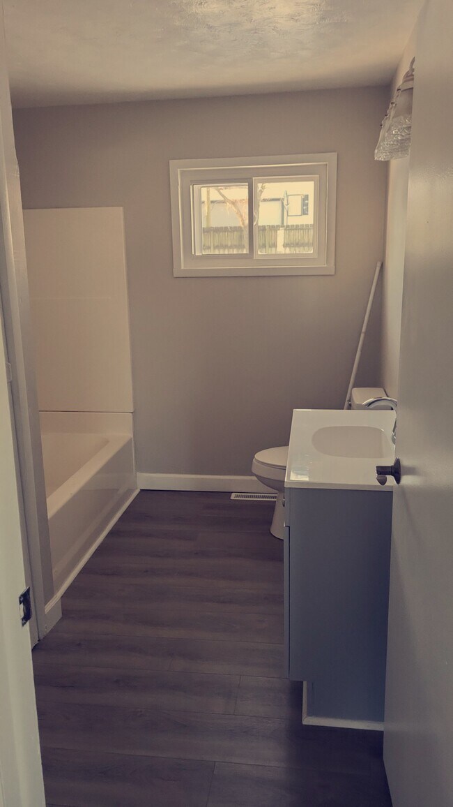 Building Photo - 210 South St