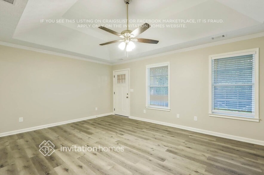 Building Photo - 415 Cambridge Way