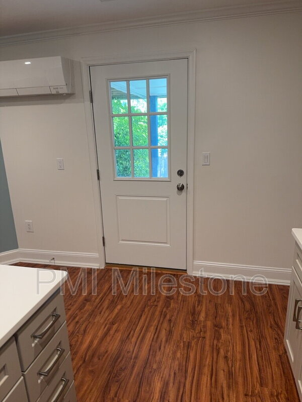 Building Photo - 23031 Frederick Rd