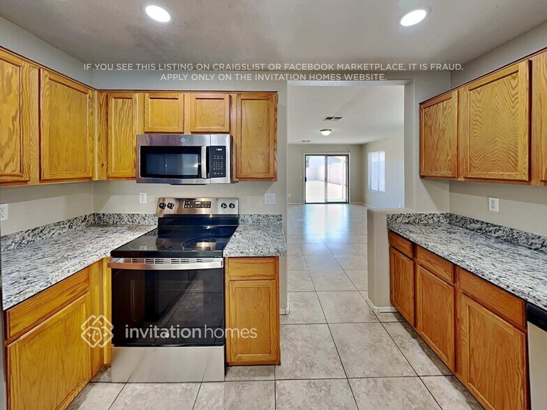 Building Photo - 8109 W Whyman Ave