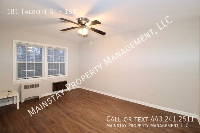 Building Photo - 181 Talbott St