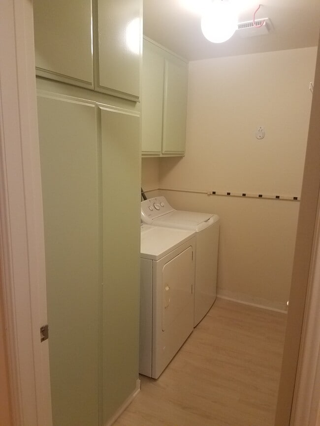 Building Photo - 311 Bora Bora Way