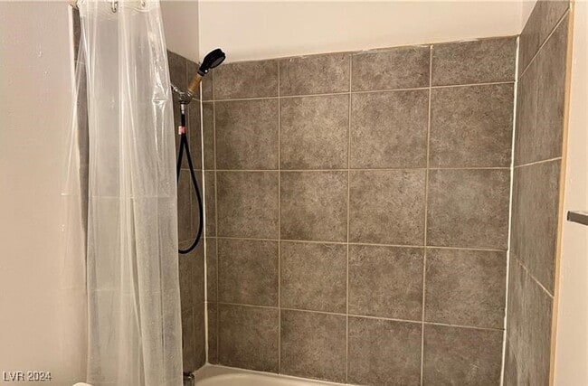 Building Photo - 6264 Bullion Blvd