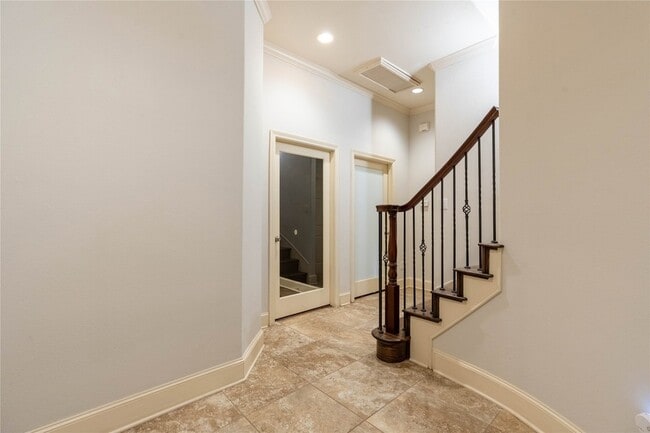 Building Photo - 18119 Frankford Lakes Cir