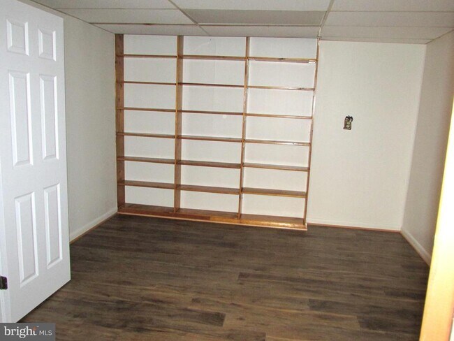 Building Photo - 8710 Nero St