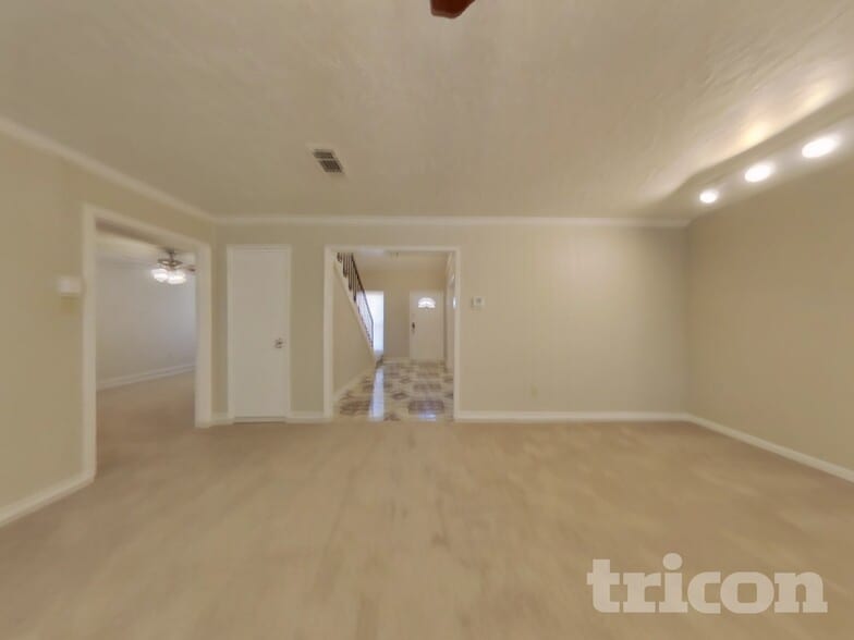 Building Photo - 12027 Arrowhead Glen Dr