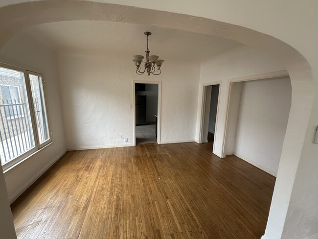 1618 Dining room with original china closet - 1618 Hauser Boulevard