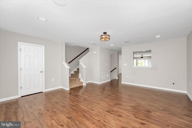 Building Photo - 7 New Gate Ct