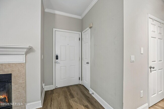 Building Photo - 170 Veracruz Dr