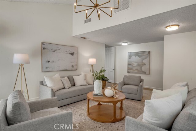 Building Photo - 5165 Pearblossom Dr