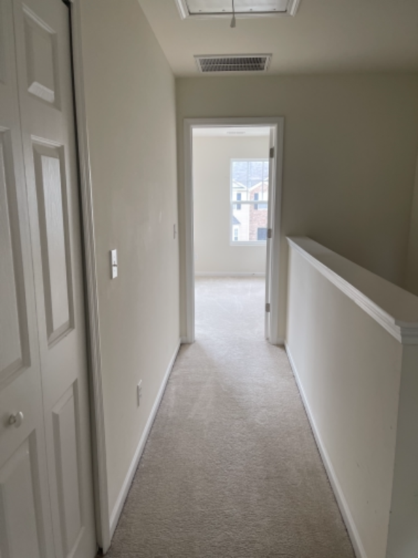 Building Photo - 5 Arbor Hill Pl