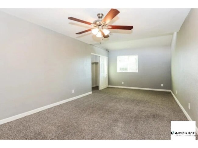 Building Photo - 8422 E Hubbell St