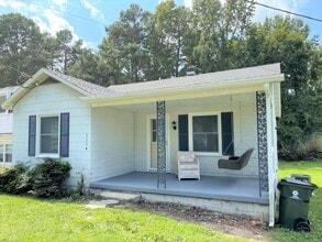 Building Photo - 1114 Goodes Ferry Rd