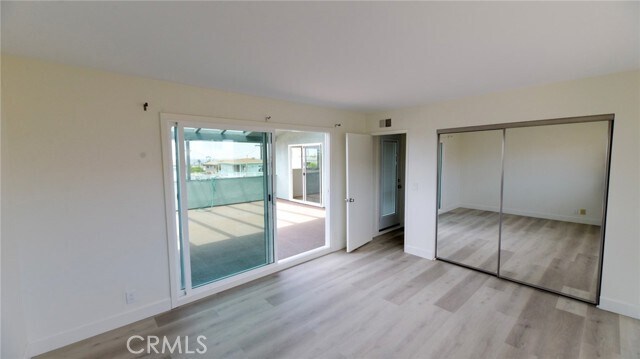 Building Photo - 218 Avenida Rosa