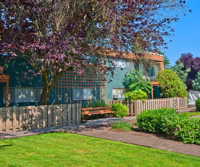 Building Photo - Menlo Manor Apartments