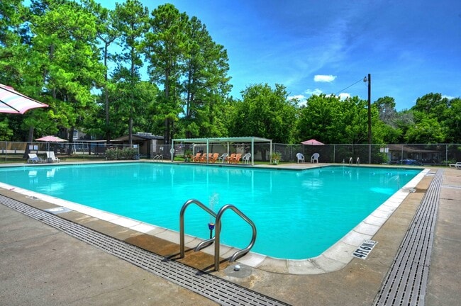 Building Photo - 9812 Arbor Oak